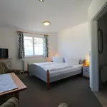 Pensión Grosser 3*