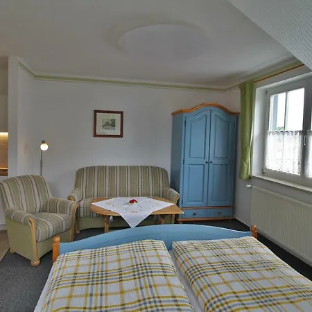 Grosser Guest house *